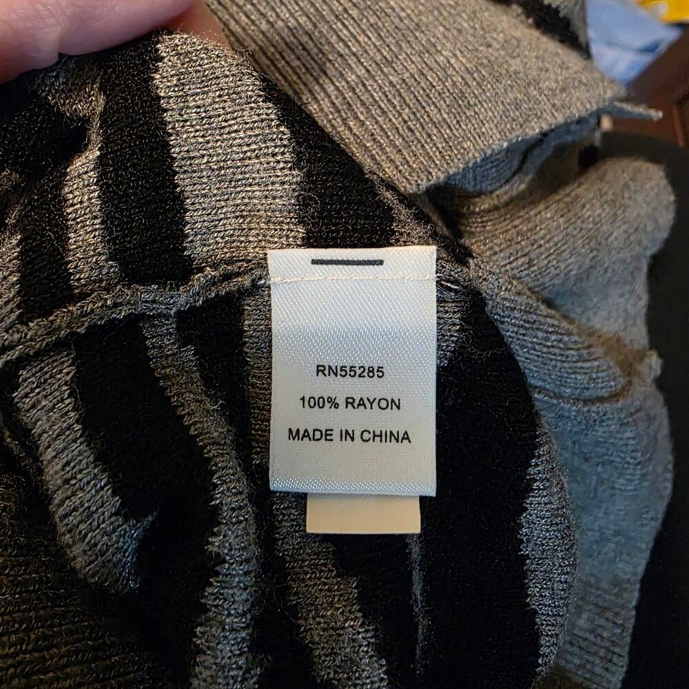 Express Design Studio Zebra Print Cardigan Sz M - image 6